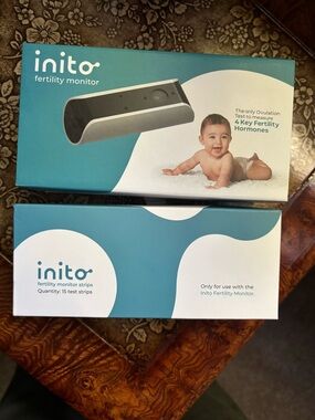 Inito Fertility Monitor and Test Strips - Teal/White